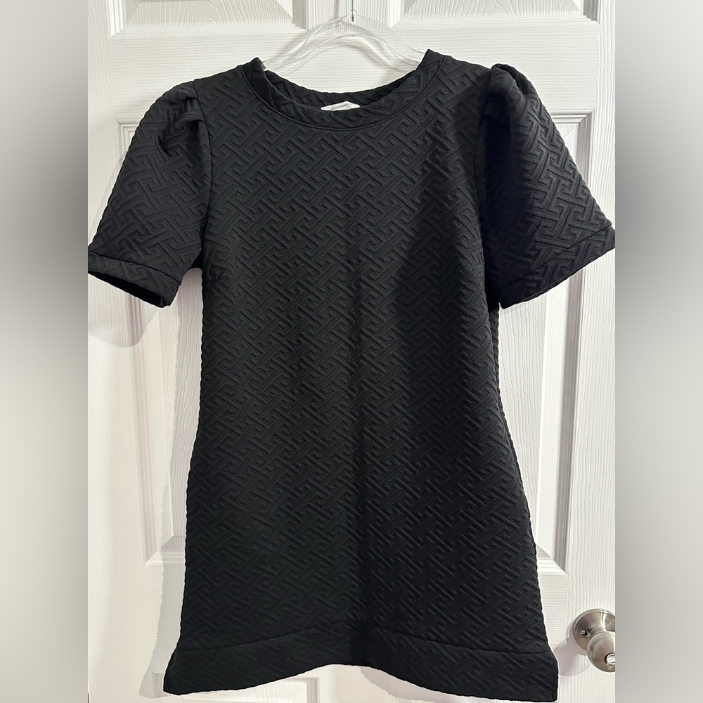 Eesome Women's Textured Puff Sleeve Pocket Mini Dress Black Size Small